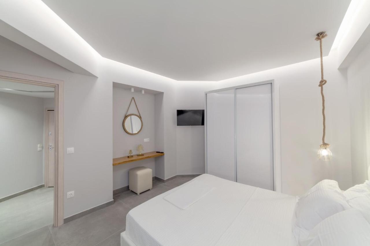 Althea Suites By Rentalspro Services - Nea Moudania Halkidiki Εξωτερικό φωτογραφία