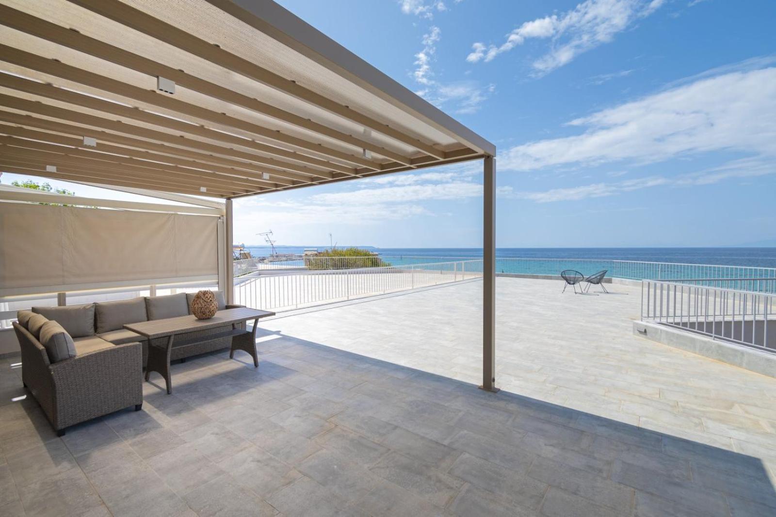 Althea Suites By Rentalspro Services - Nea Moudania Halkidiki Εξωτερικό φωτογραφία